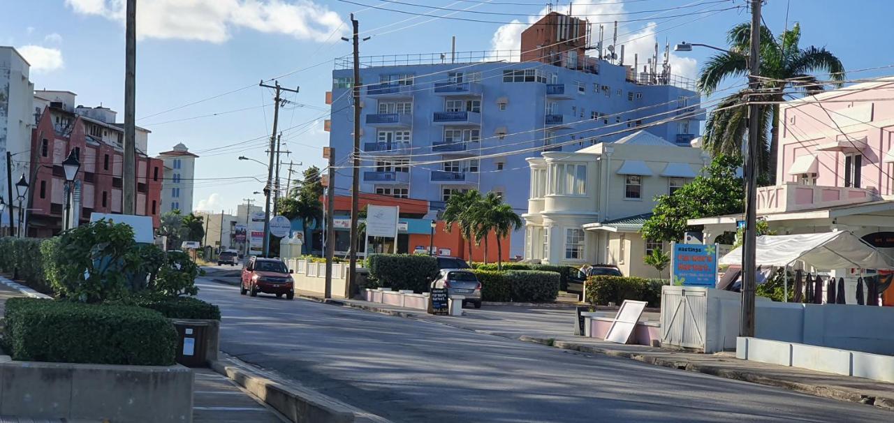 Hastings Towers 4D - Studio Apt Opp Beach Bridgetown Bagian luar foto